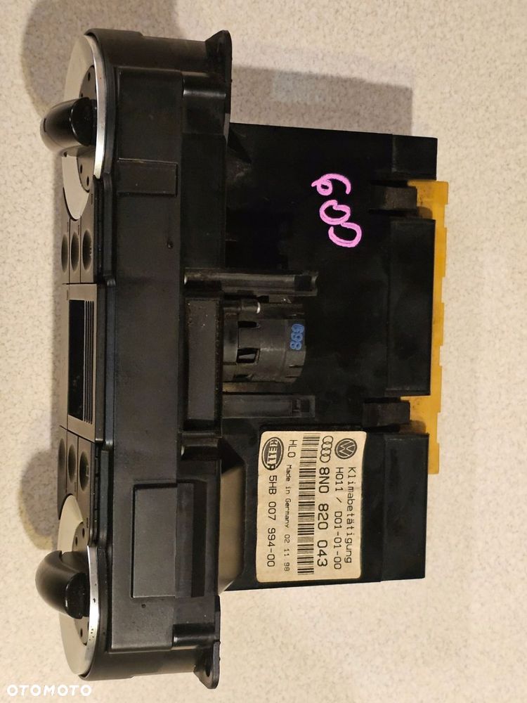 PANEL PRZEŁĄCZNIK KLIMATYZACJI AUDI TT 8N 00 EU 8N0820043 - 2