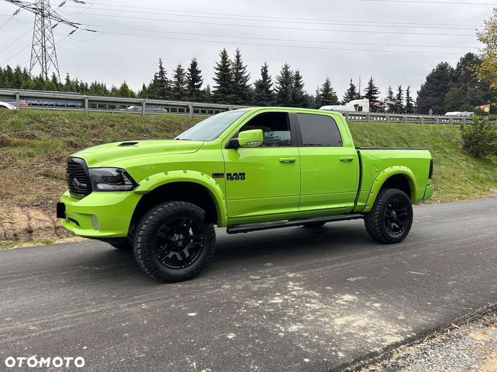 Dodge RAM - 38