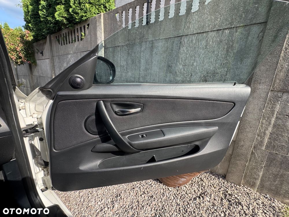 BMW Seria 1 118d - 8