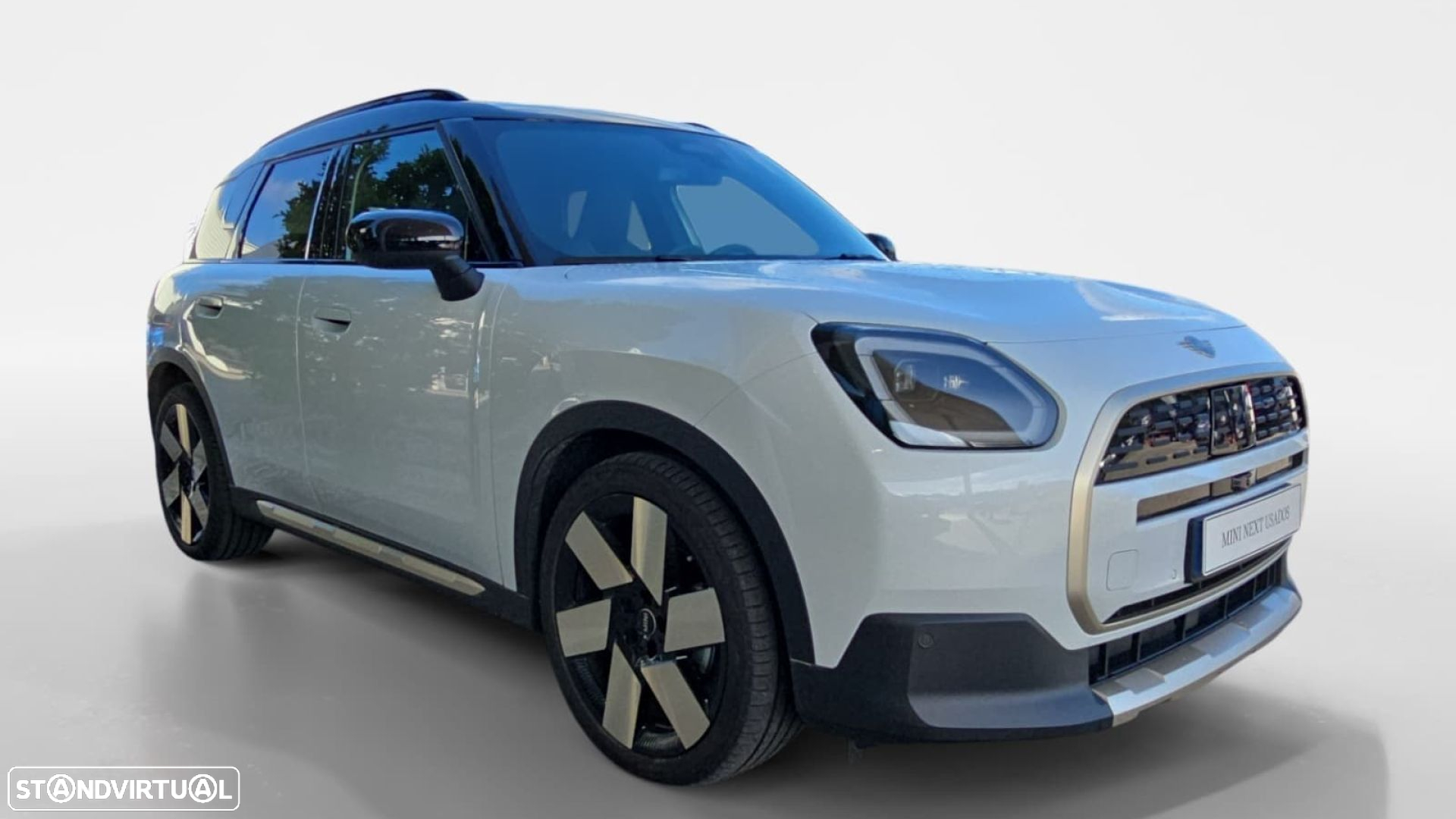 MINI Countryman E Favoured L - 3