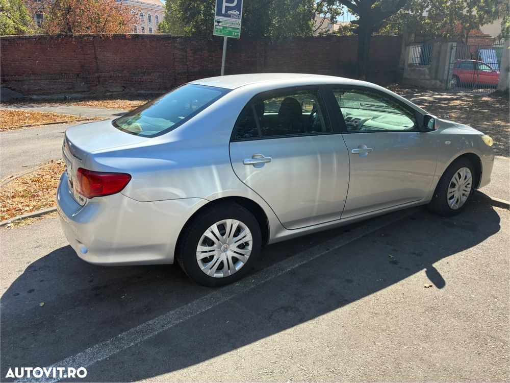 Toyota Corolla 1.4 D-4D Luna - 3
