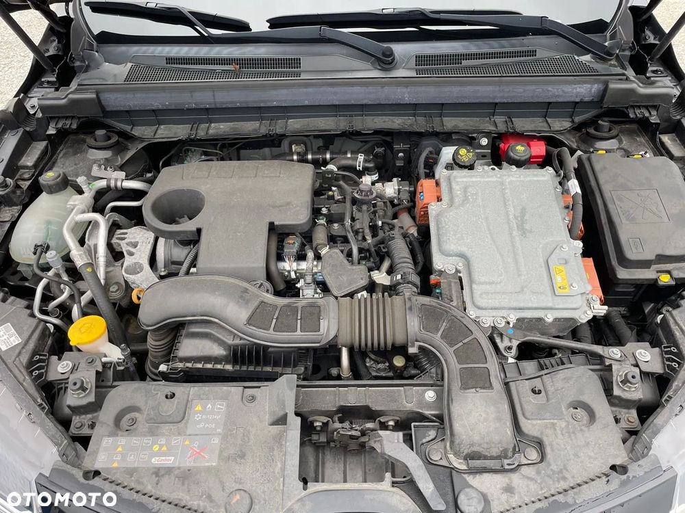 Renault Arkana E-TECH 145 R.S.LINE - 28