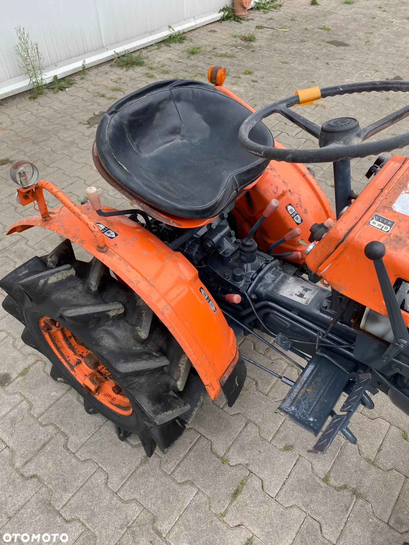 Kubota B5000 - 3