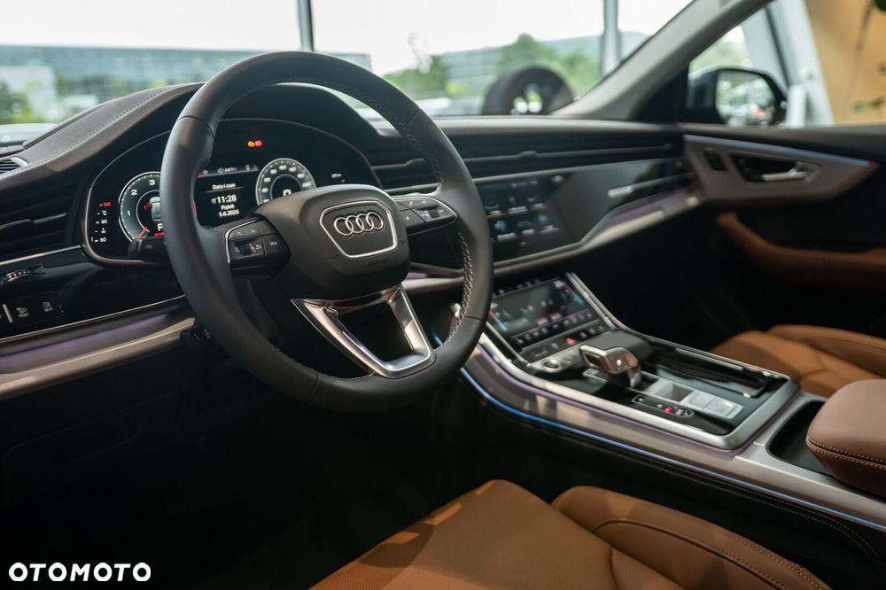 Audi Q8 - 15