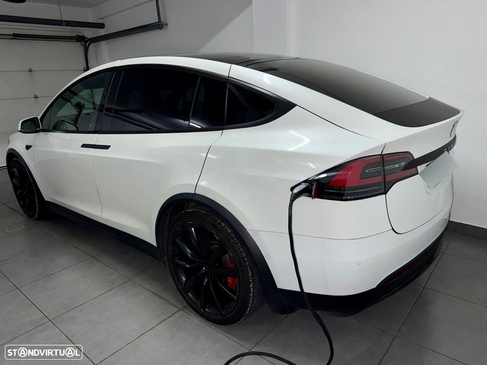 Tesla Model X P100D - 10
