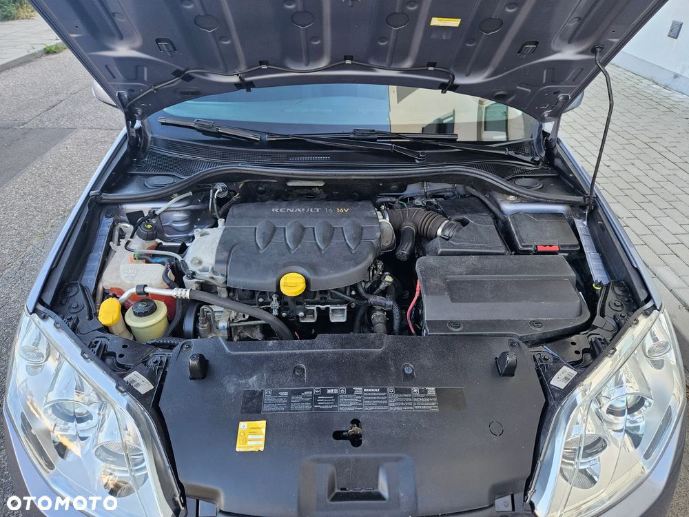 Renault Laguna 1.6 16V 110 Expression - 18