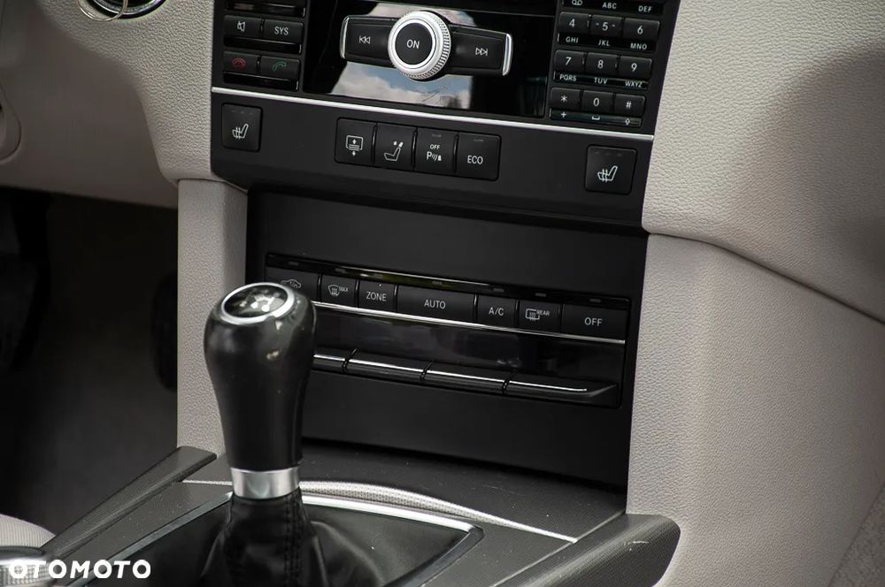 Mercedes-Benz Klasa E 200 Kompressor Avantgarde - 21