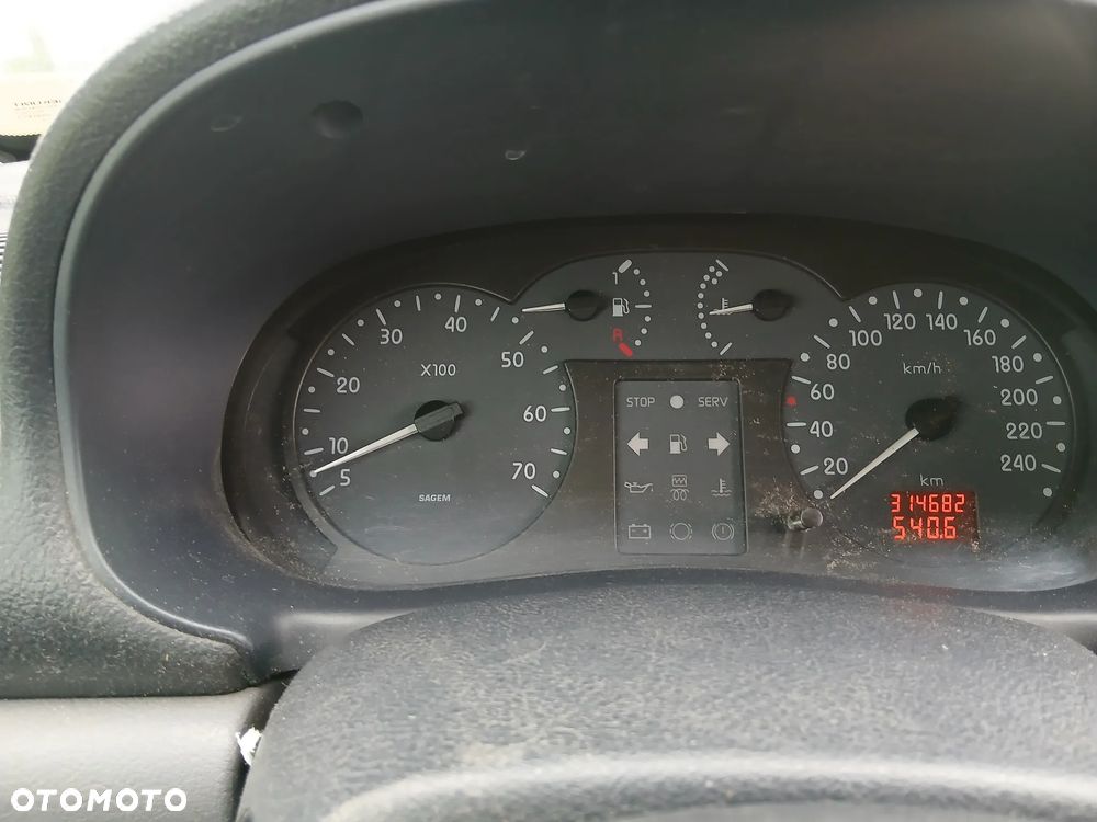 Renault Clio 1.4 RT - 2