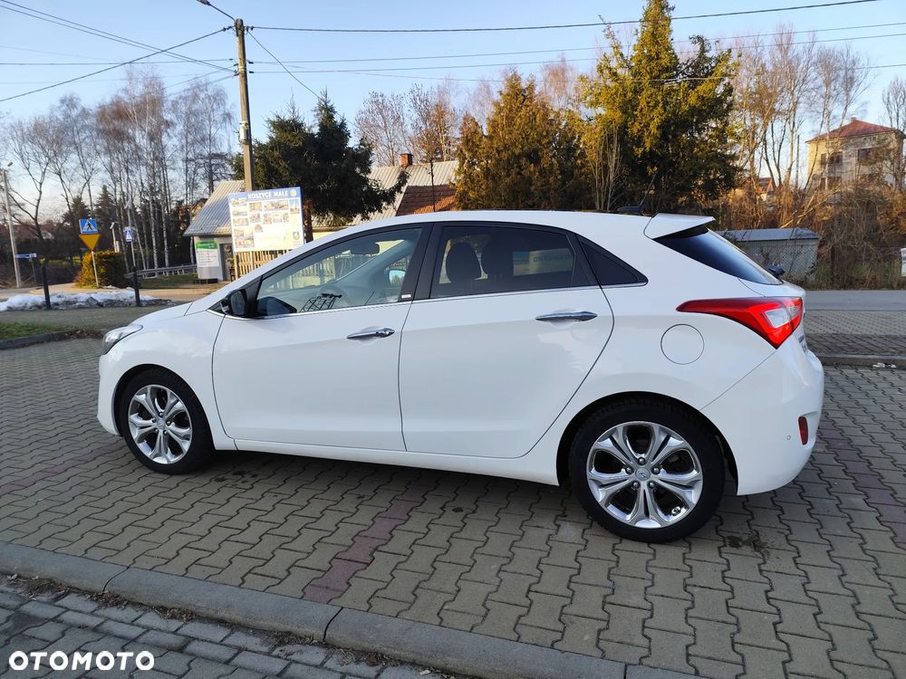 Hyundai i30 1.6 Fifa World Cup Edition - 29