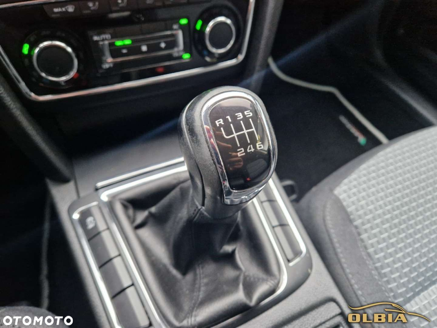 Skoda Superb Combi 1.8 TSI Elegance - 12