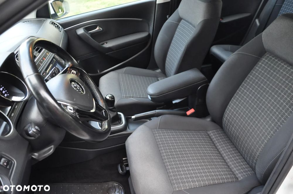 Volkswagen Polo 1.2 TSI BMT Comfortline - 10