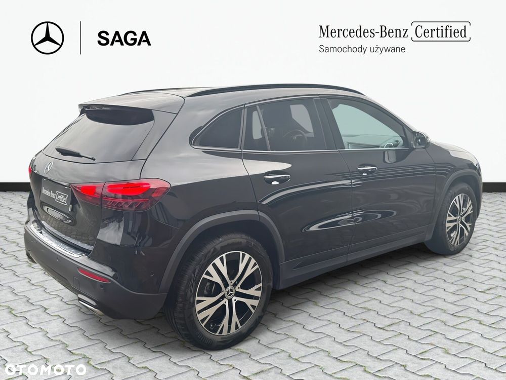Mercedes-Benz GLA - 5