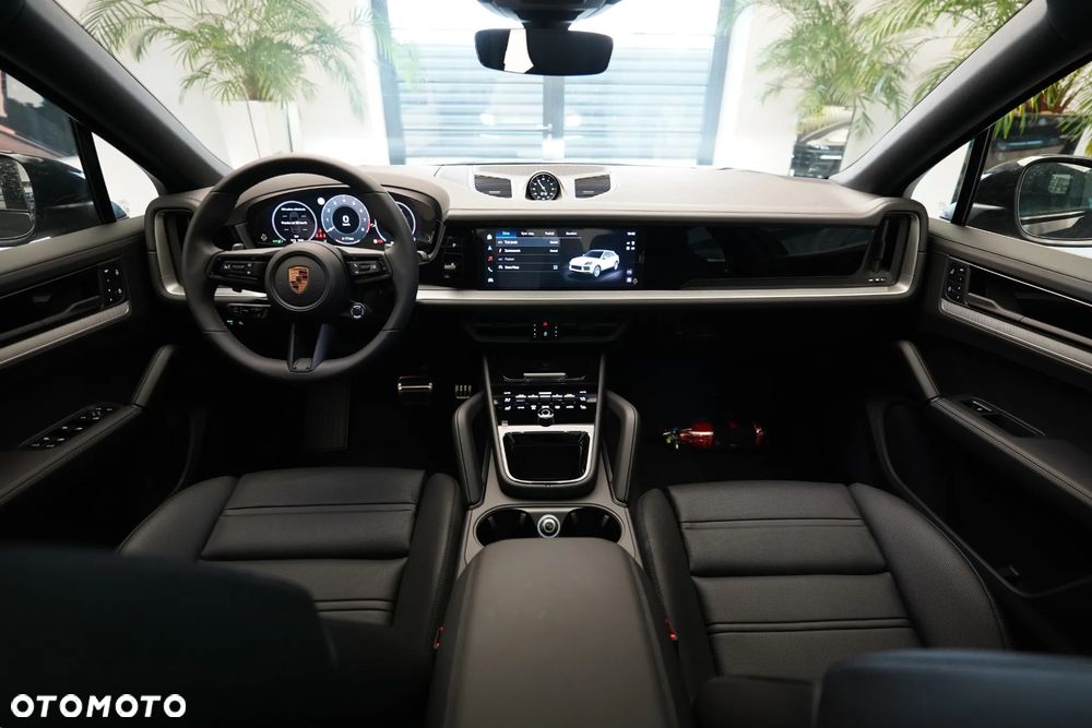 Porsche Cayenne Coupe - 9