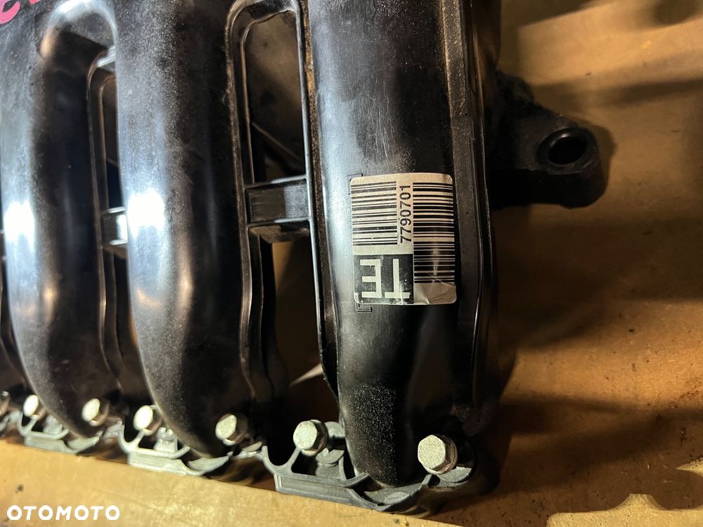 Kolektor ssący 525d 530d euro 4 super stan, klapki w świetnym stanie , czujnik ciśnienia e60 e65 - 2