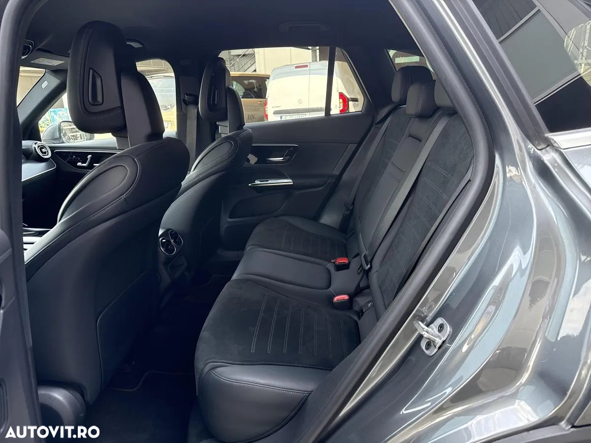 Mercedes-Benz GLC 300 de 4Matic 9G-TRONIC AMG Line Advanced - 14