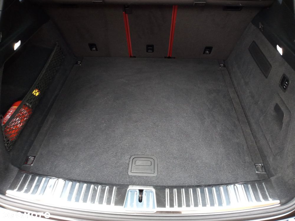 Porsche Cayenne Platinum Edition - 36