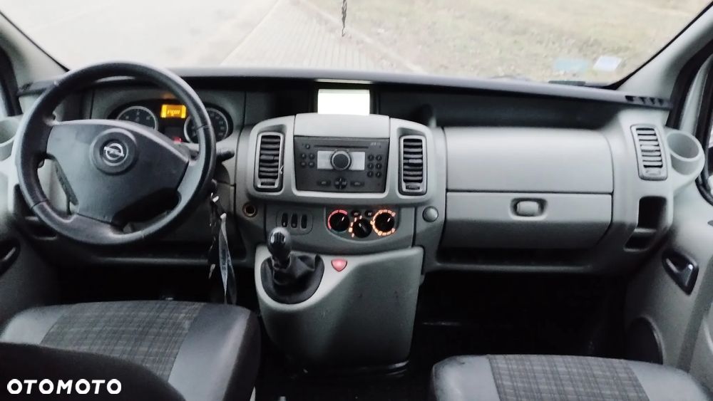 Opel VIVARO - 10