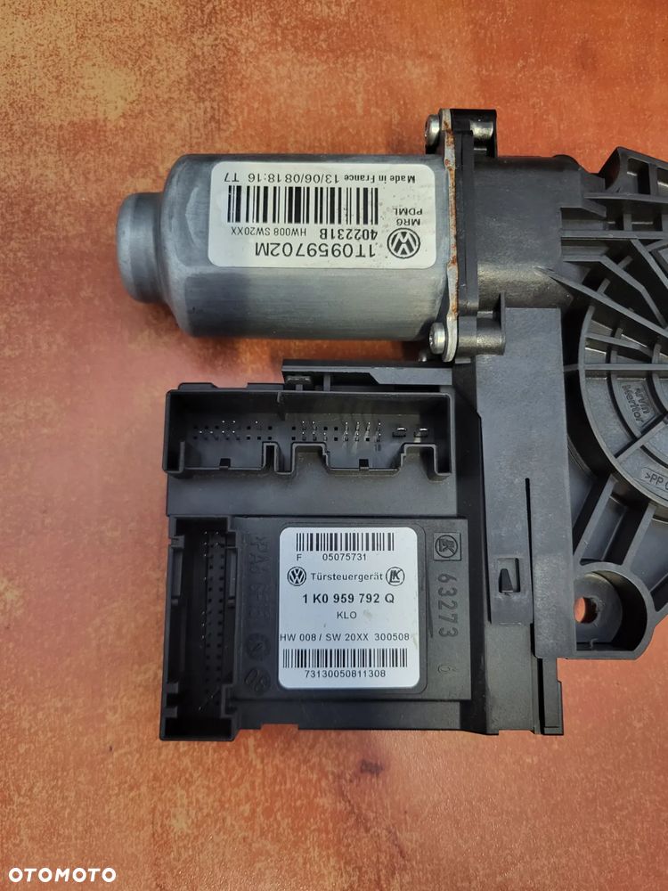 SILNICZEK SZYBY PRZÓD PRAWY VOLKSWAGEN GOLF V SEAT 1K0959792Q - 2