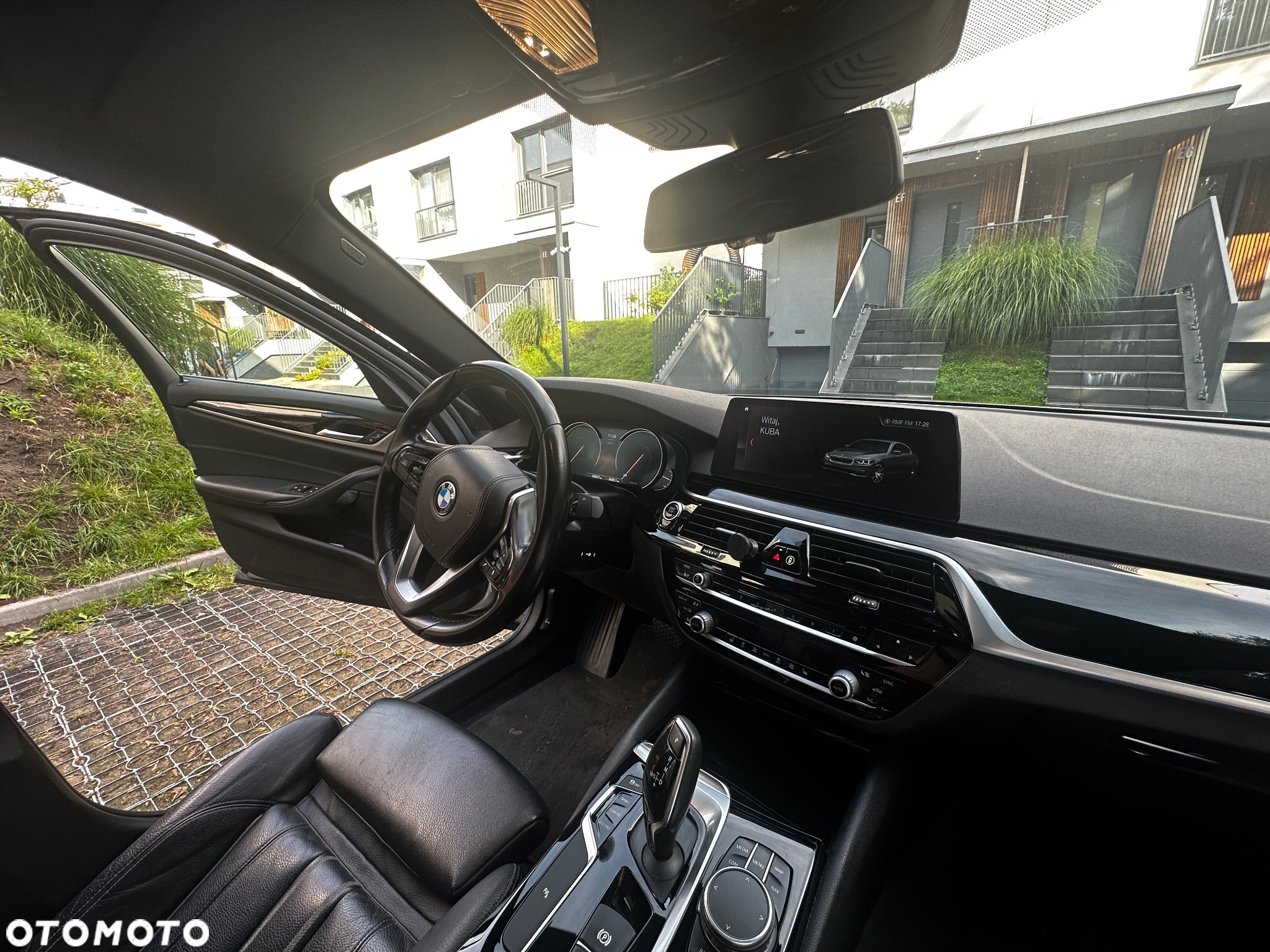 BMW Seria 5 520d Sport Line - 6