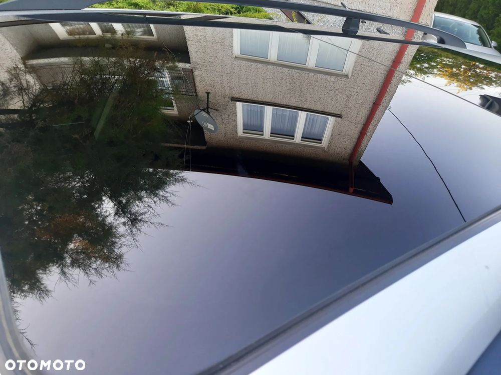 Volkswagen Passat 1.6 TDI Business Line - 14