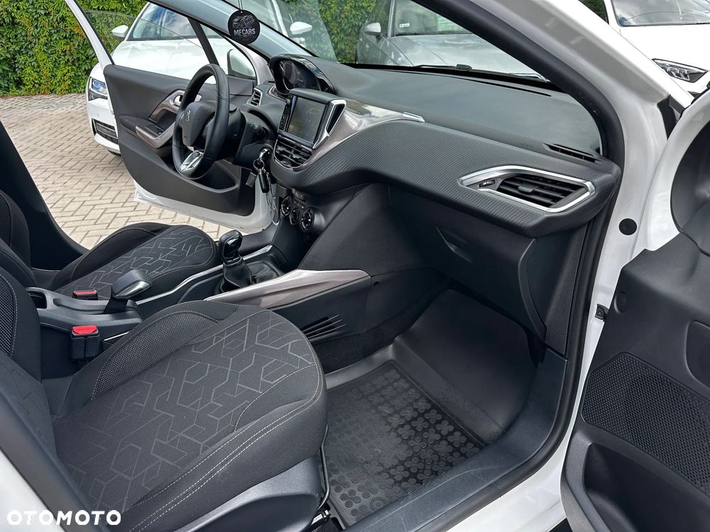Peugeot 2008 - 22