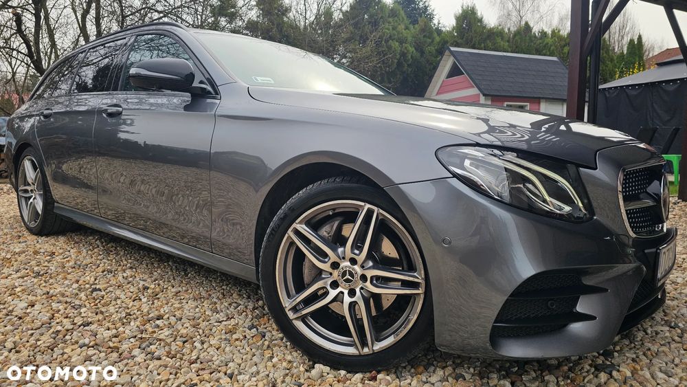 Mercedes-Benz Klasa E 220 d 4Matic 9G-TRONIC AMG Line - 3