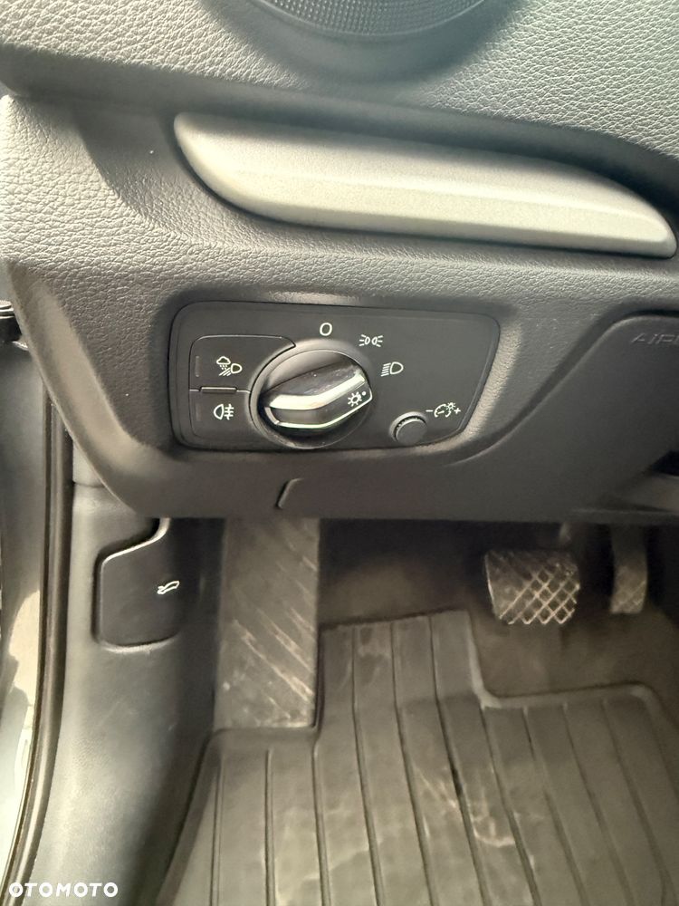 Audi A3 Limousine 35 TDI S tronic - 16