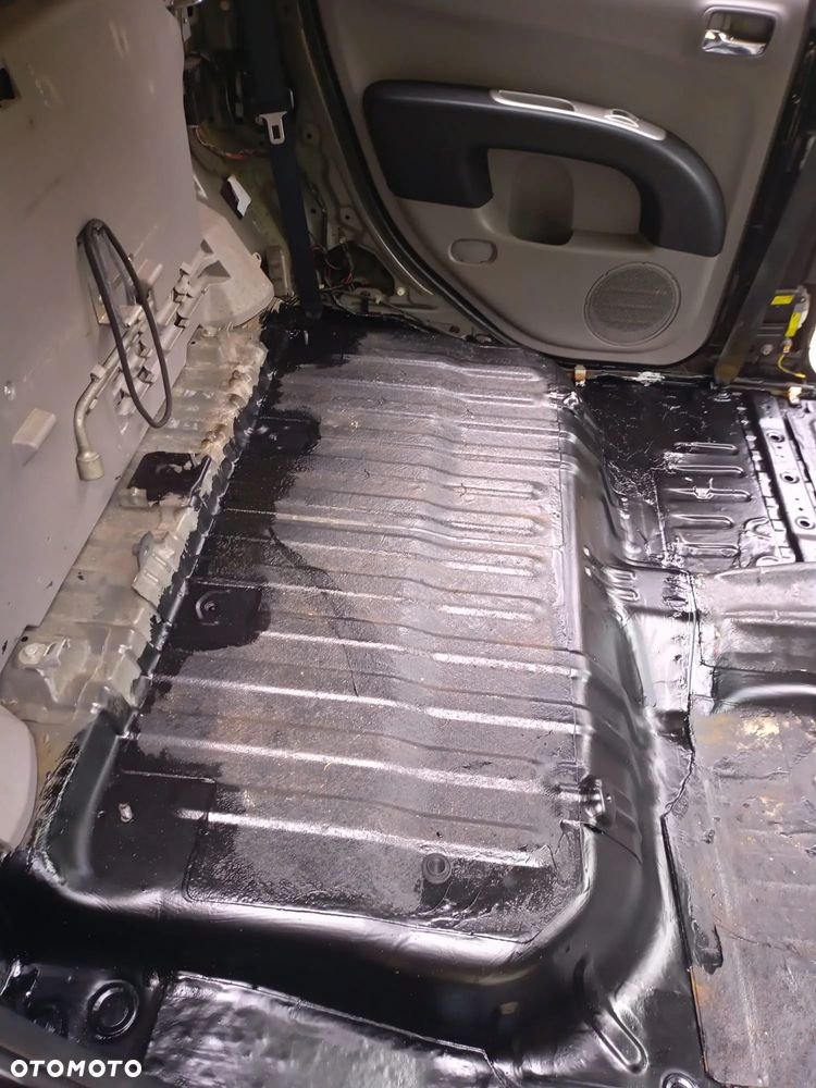 Mitsubishi L200 2.5 DID DC Intense + HP - 11