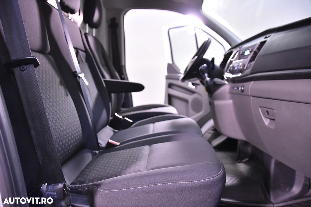 Ford Transit Custom - 10