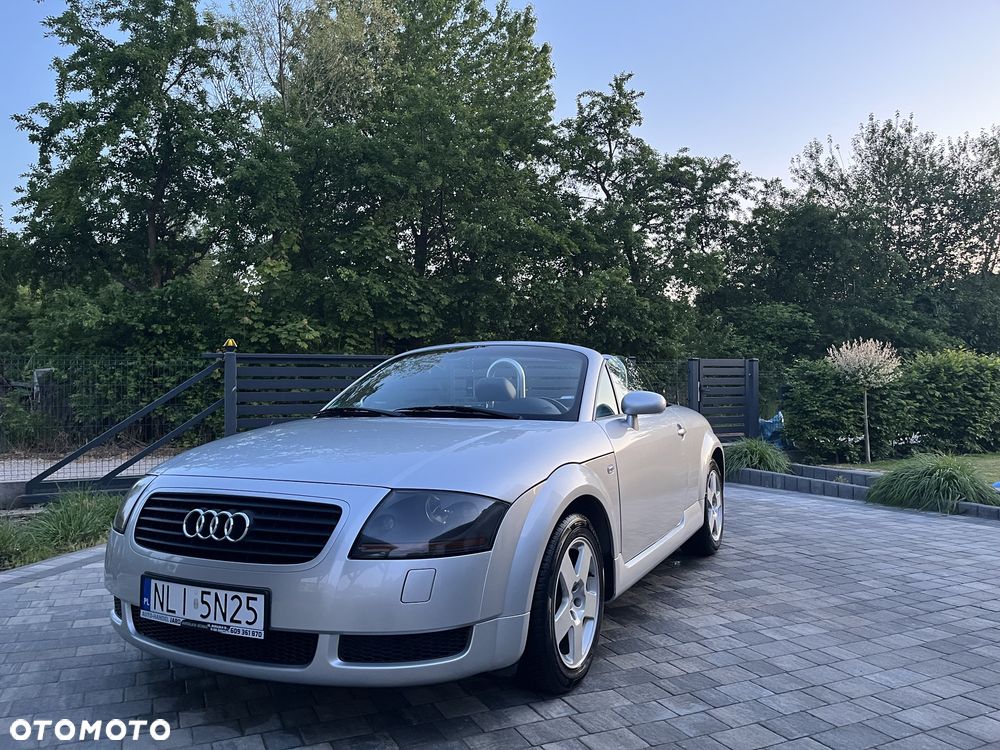 Audi TT Roadster - 1
