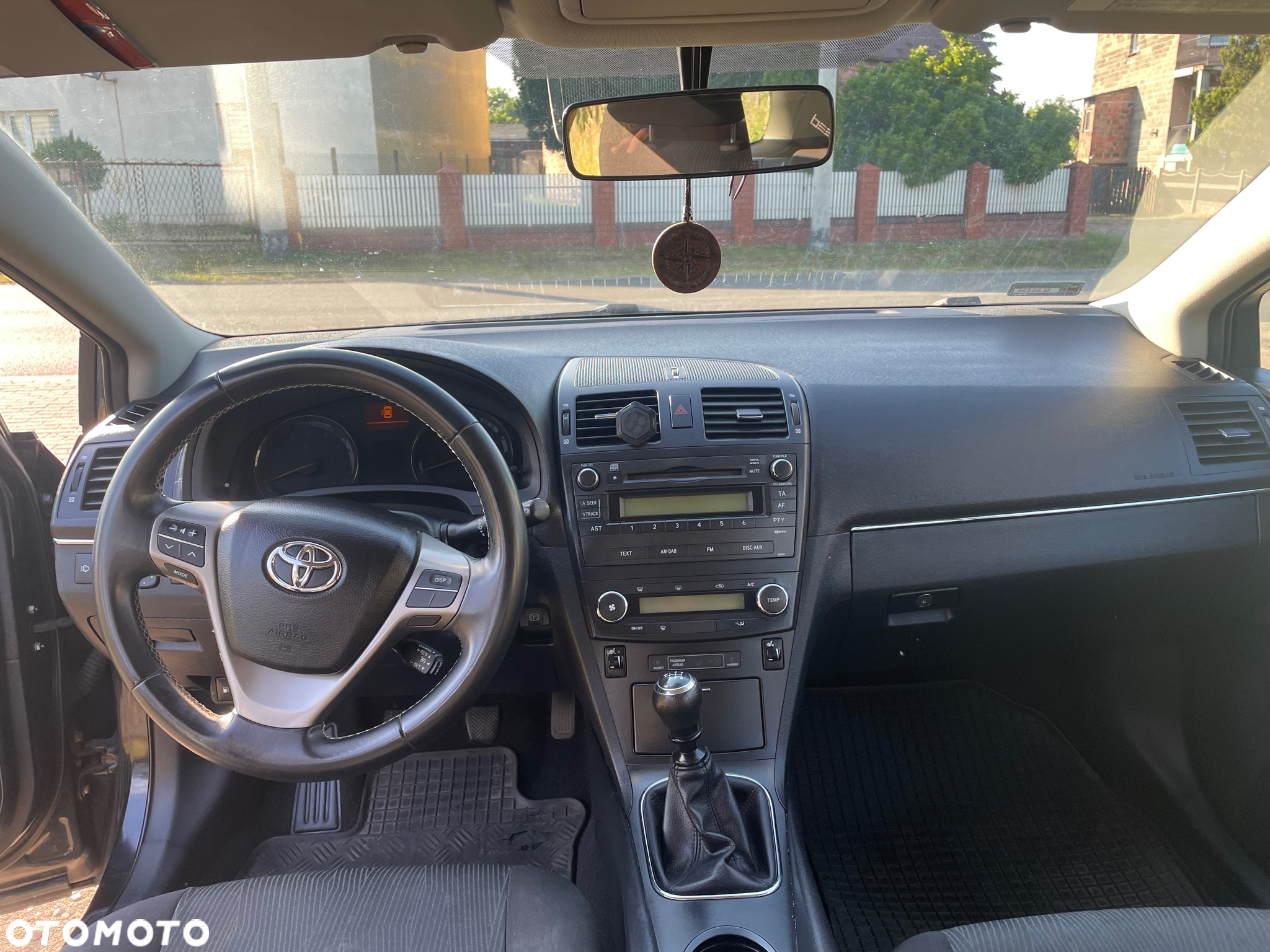 Toyota Avensis 1.6 Luna EU5 - 7