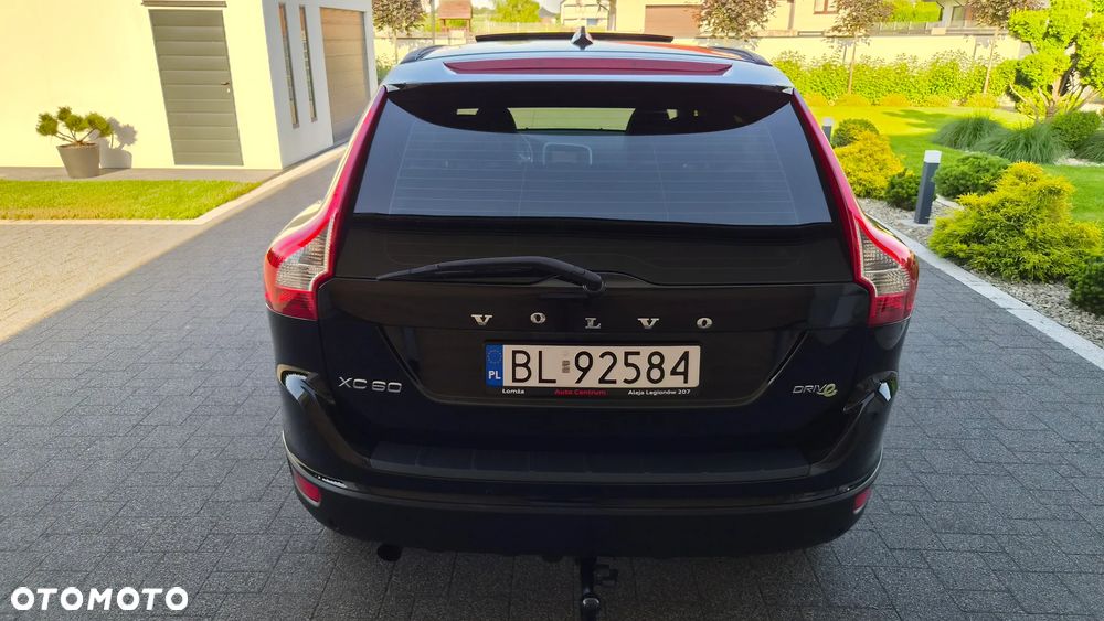 Volvo XC 60 D4 Momentum - 6
