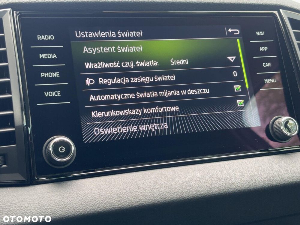 Skoda Karoq 1.5 TSI ACT Selection DSG - 34