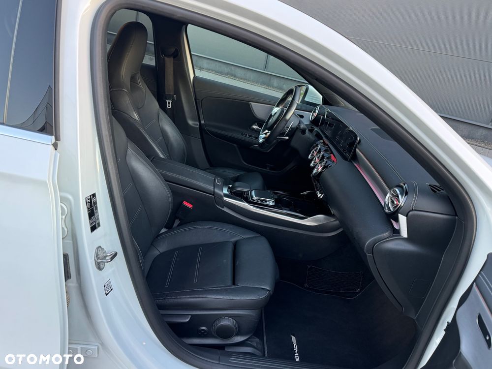 Mercedes-Benz Klasa A 35 AMG 4-Matic 7G-DCT - 8