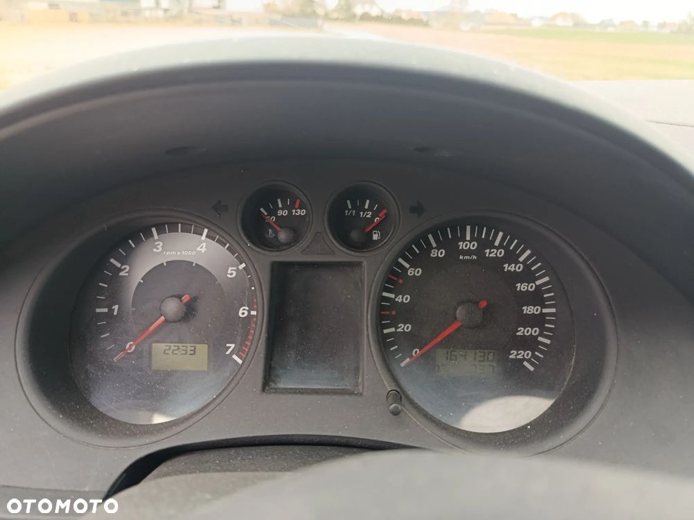 Seat Ibiza 1.4 16V Reference - 9
