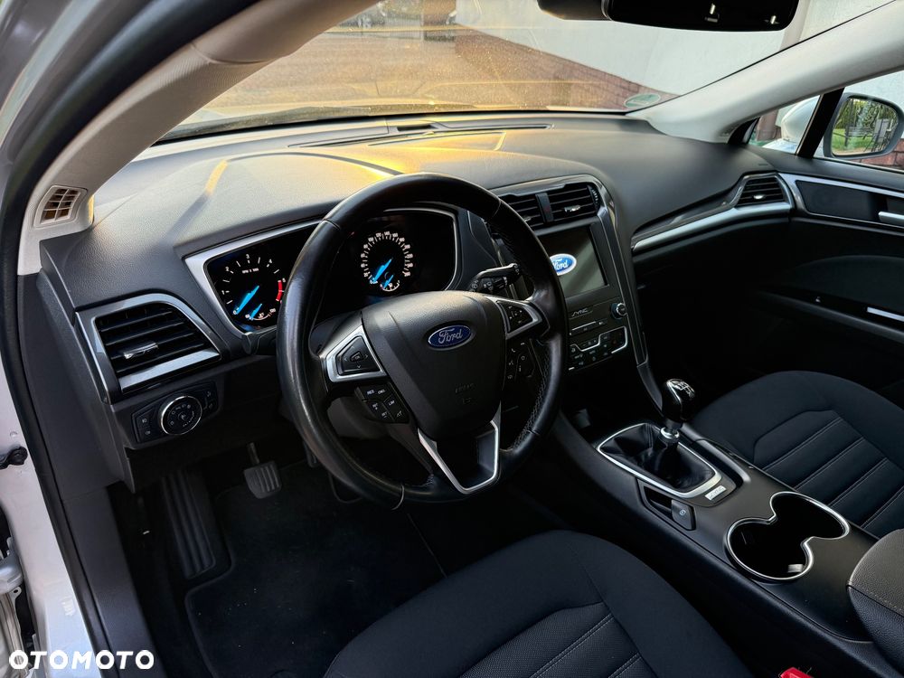 Ford Mondeo - 9