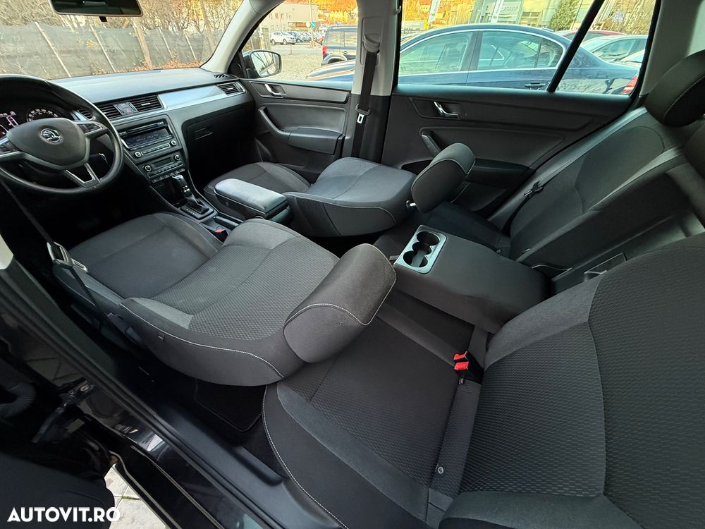 Skoda RAPID Spaceback 1.4 TSI DSG Style+ - 25