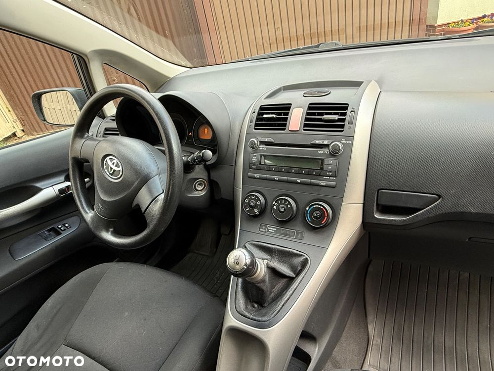 Toyota Auris 1.4 VVT-i Luna - 8