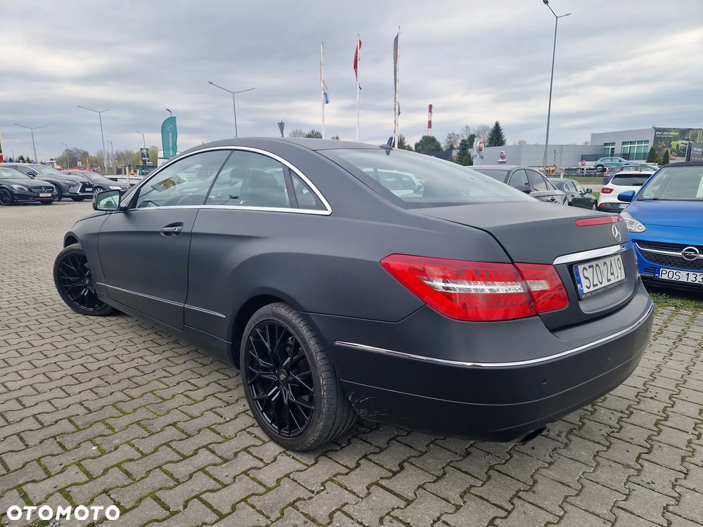 Mercedes-Benz Klasa E - 4