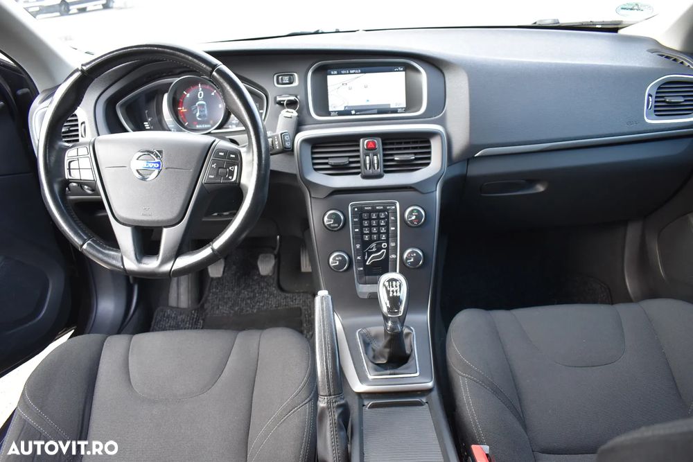 Volvo V40 D2 - 5
