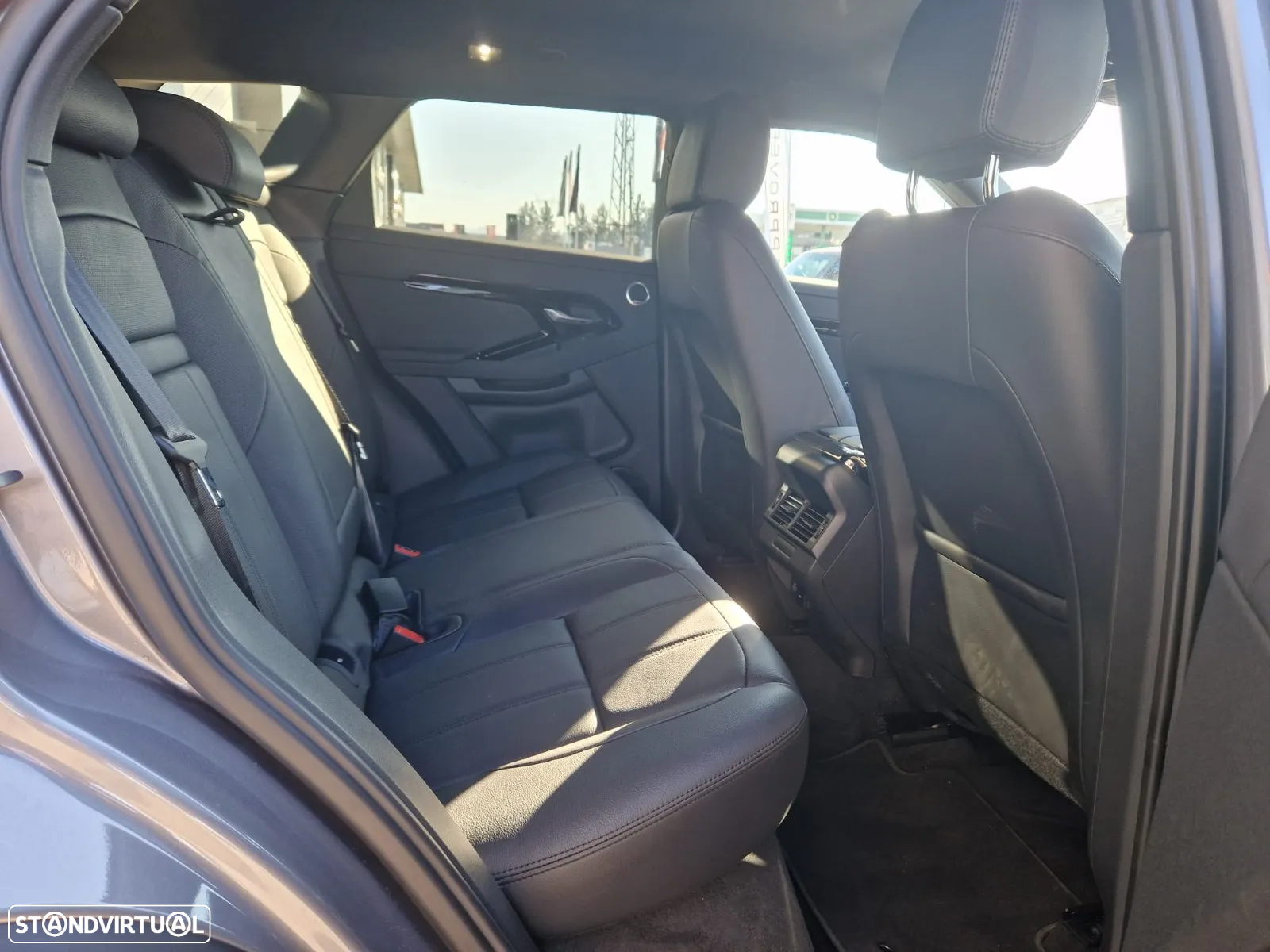 Land Rover Range Rover Evoque 1.5 P300e AWD Dynamic SE - 4