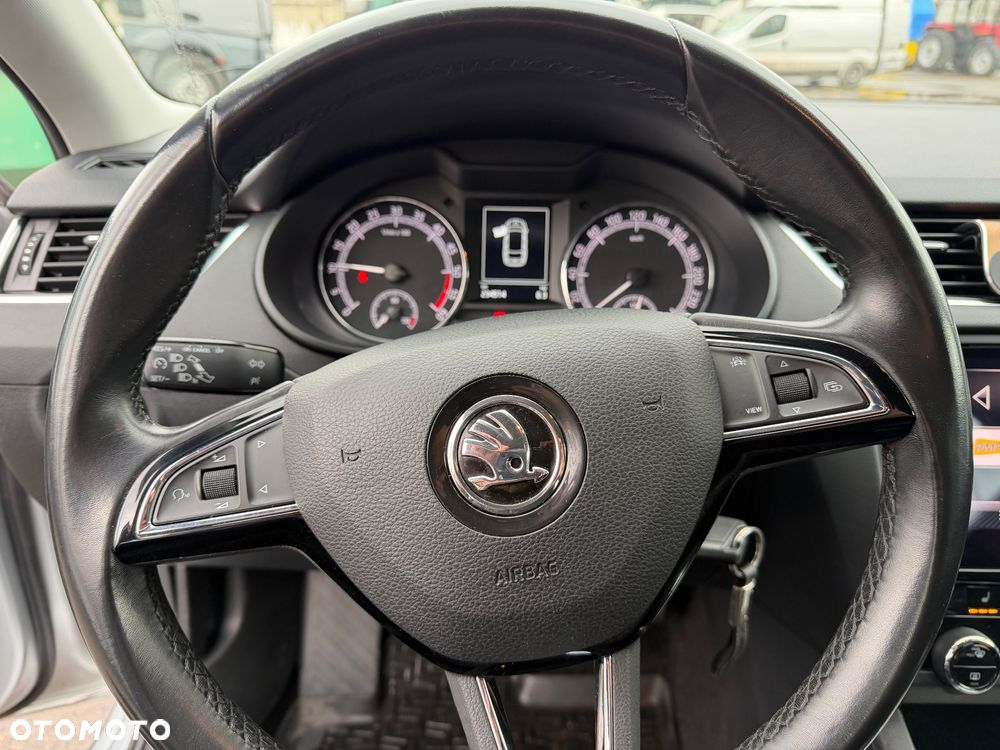 Skoda Octavia 1.6 TDI SCR Ambition - 16