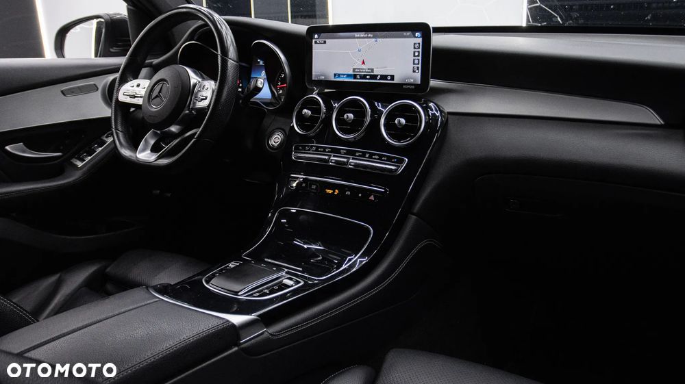 Mercedes-Benz GLC 300 e 4-Matic Business Edition - 15