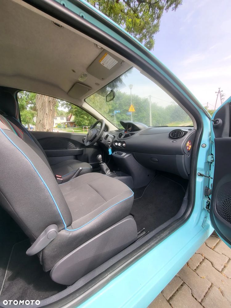 Renault Twingo 1.2 16V Wind Euro5 - 18