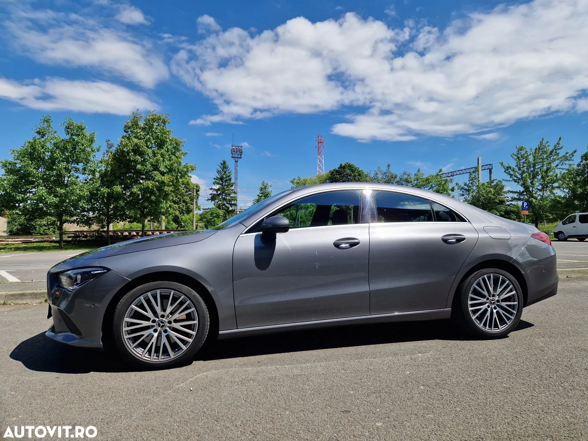 Mercedes-Benz CLA 220 7G-DCT - 3