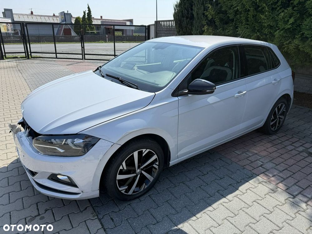 Volkswagen Polo - 1