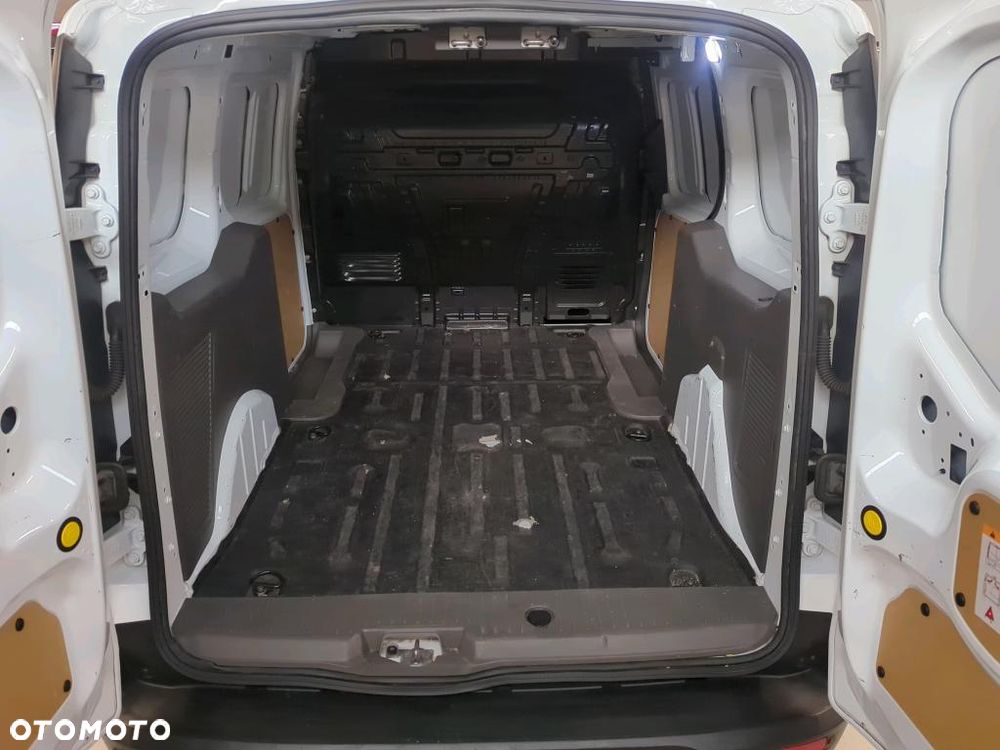 Ford Transit Connect - 8