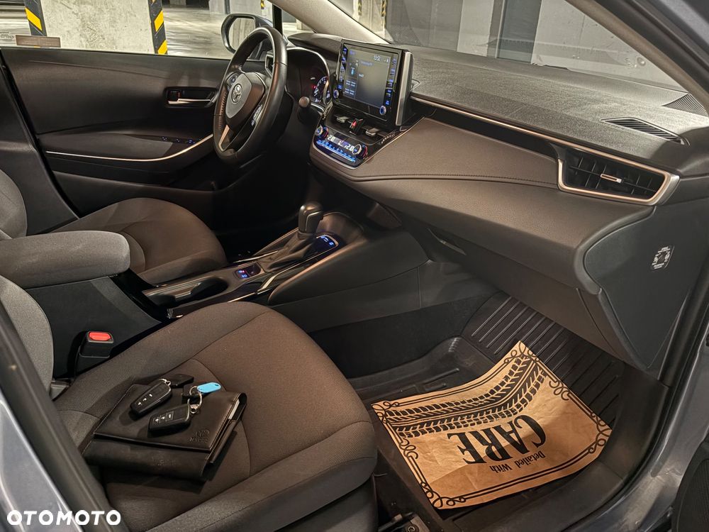 Toyota Corolla 1.8 Hybrid Comfort - 16