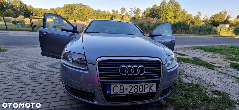Audi A6 Limousine 2.4 - 3