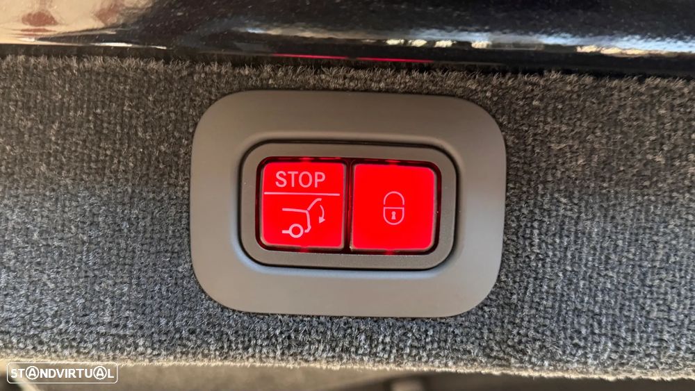 Aston Martin DBX 707 - 49